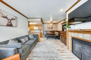 Brian Head Condo with Pool Access - Steps to Resort!
